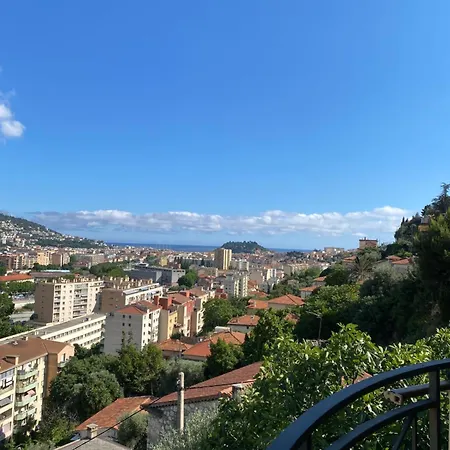 Appartement-nice 01 Vue - Panoramique Wifi-parking- Climatisation דירה ניס